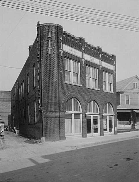 Salvation Army building, 1920